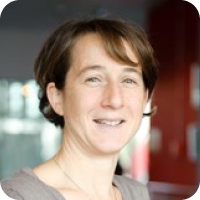 Fanny VACHÉ - Directrice de la production et des infrastructures informatique chez LNA santé